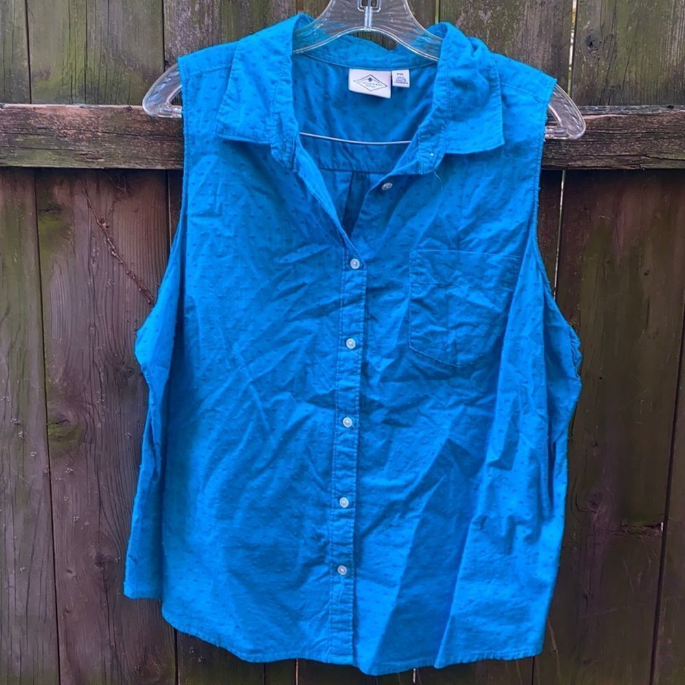 St. John’s Bay sleeveless top sz. Petite XL